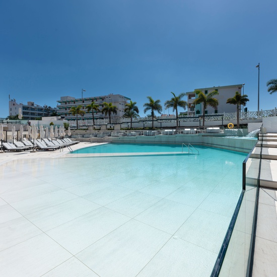 Poolbar Hotel Caserio Playa del Inglés